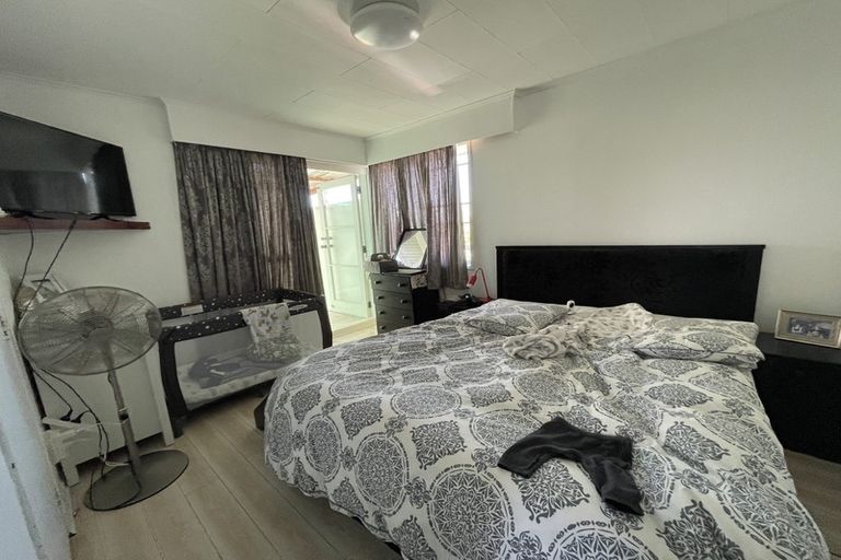 Photo of property in 10 Ware Place, Pakuranga Heights, Auckland, 2010