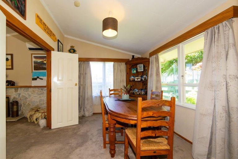 Photo of property in 72 Avondale Road, Taradale, Napier, 4112
