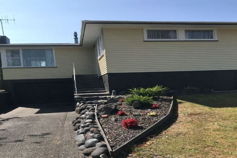 Photo of property in 40 Rangipoia Place, Turangi, 3334