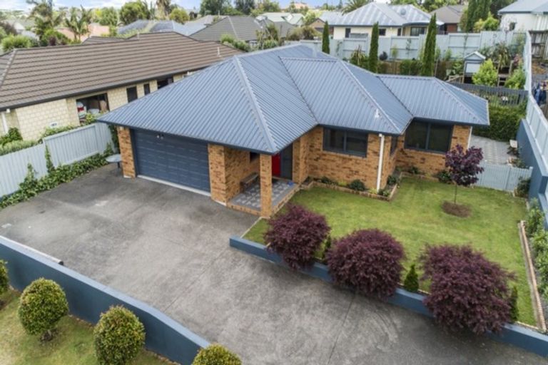 Photo of property in 16 Rosella Drive, Welcome Bay, Tauranga, 3112