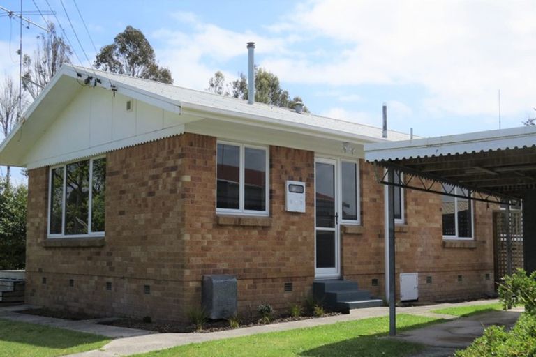 Photo of property in 68 English Street, St Andrews, Hamilton, 3200