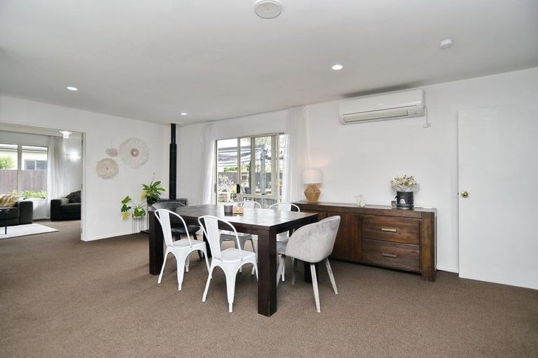 Photo of property in 12 Welsford Street, Woodend, 7610