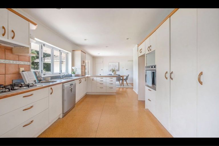 Photo of property in 11 Sophia Street, Glenholme, Rotorua, 3010