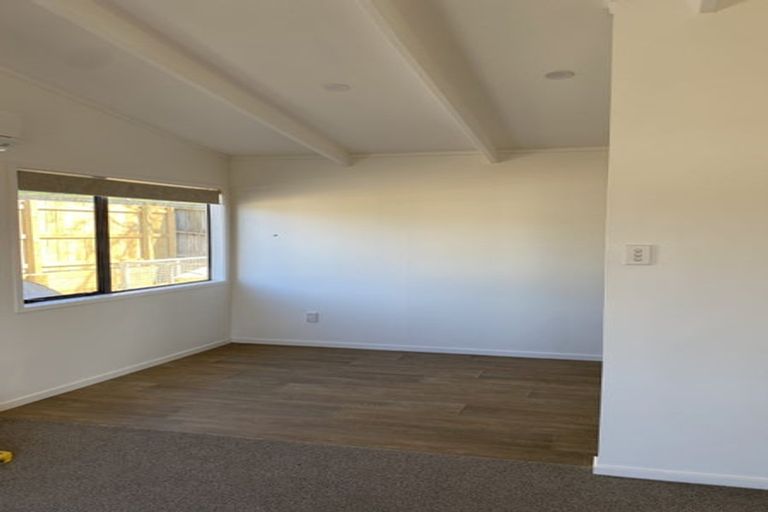 Photo of property in 21 Kiddle Drive, Hilltop, Taupo, 3330