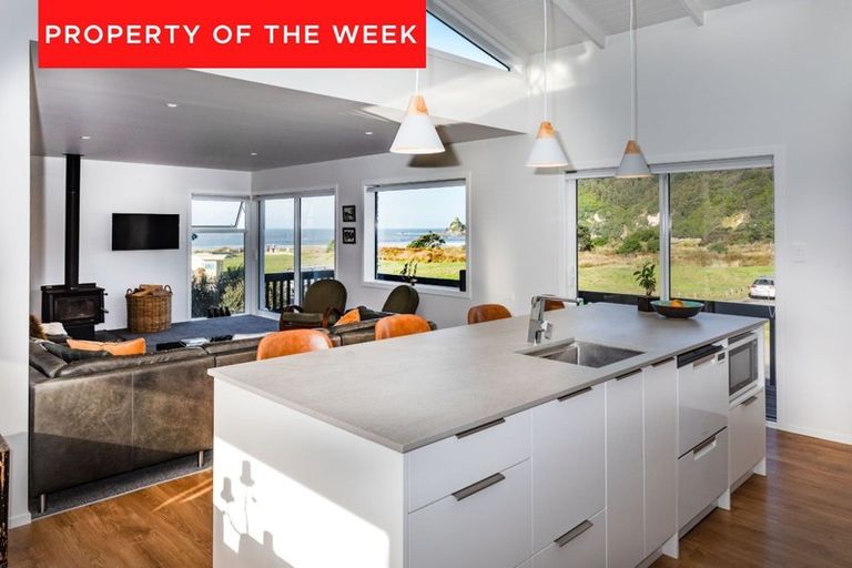 Photo of property in 101 Pohutukawa Crescent, Whangamata, 3620