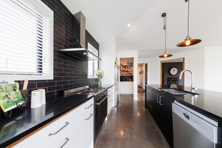 Photo of property in 10 Beechwood Road, Feilding, 4779