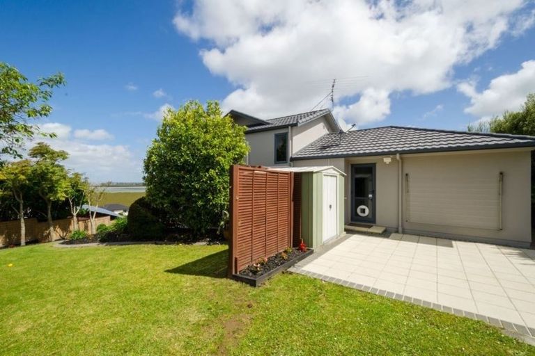 Photo of property in 37 Bannings Way, Hobsonville, Auckland, 0618