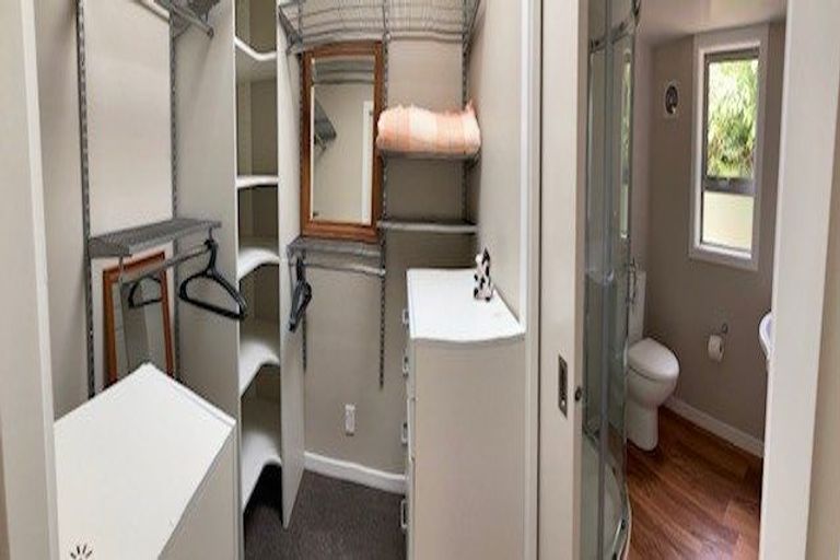 Photo of property in 38 Greenstone Place, Fernhill, Queenstown, 9300