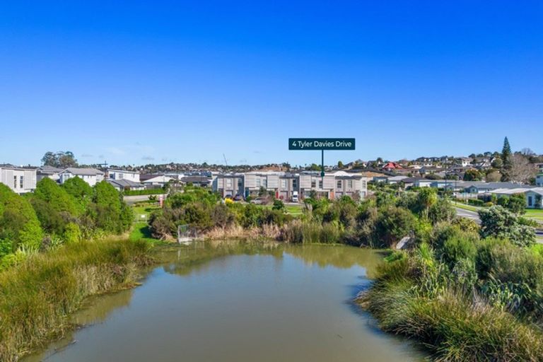 Photo of property in 4 Tyler Davies Drive, Red Beach, 0932