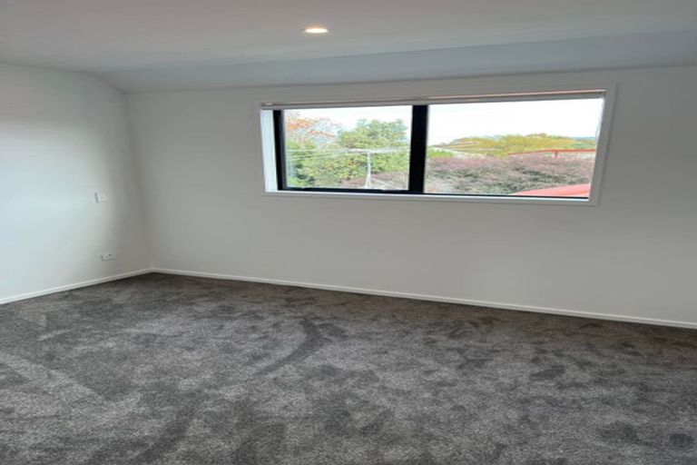 Photo of property in 2/148 Riverside Drive, Waiwhetu, Lower Hutt, 5010