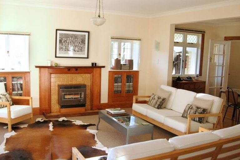 Photo of property in 195 Derwent Street, Island Bay, Wellington, 6023