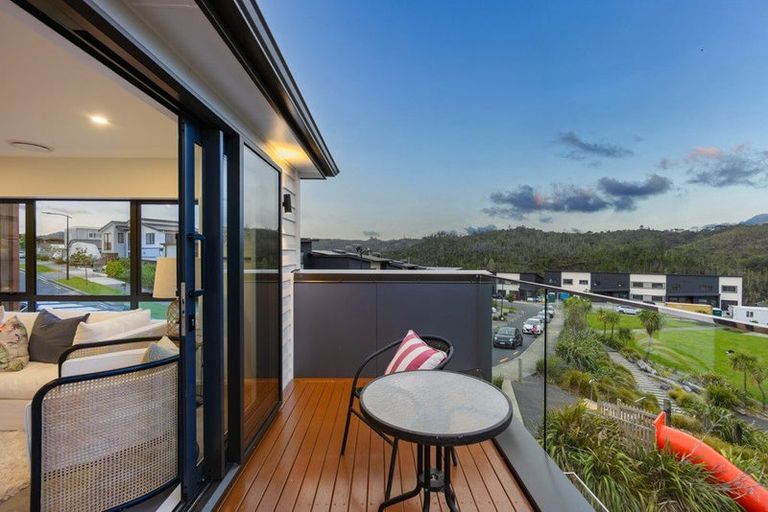 Photo of property in 14 Ringi Lane, Orewa, 0931