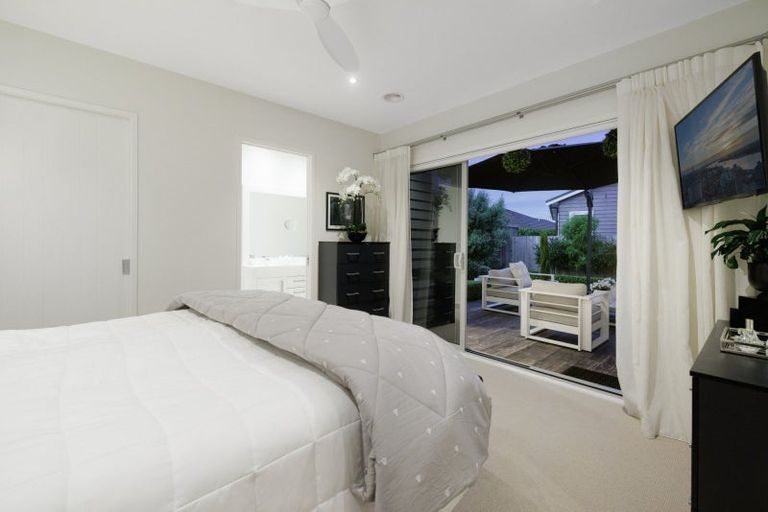 Photo of property in 1 Astelia Lane, Papamoa Beach, Papamoa, 3118