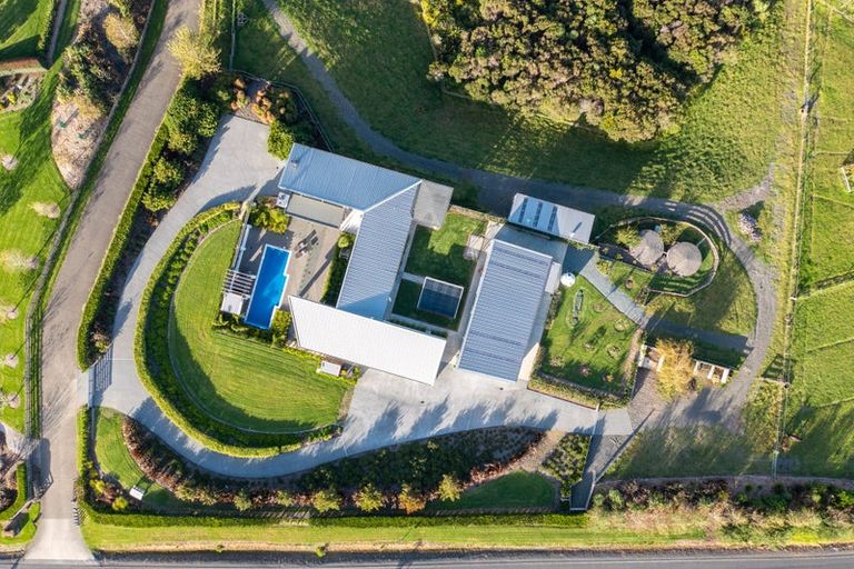 Photo of property in 153h Green Road, Dairy Flat, Albany, 0792