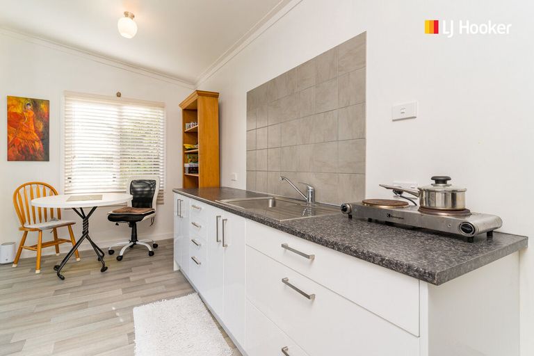 Photo of property in 22 Moerangi Street, Broad Bay, Dunedin, 9014