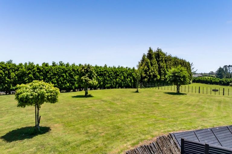 Photo of property in 1347 Carrington Road, Hurworth, New Plymouth, 4371