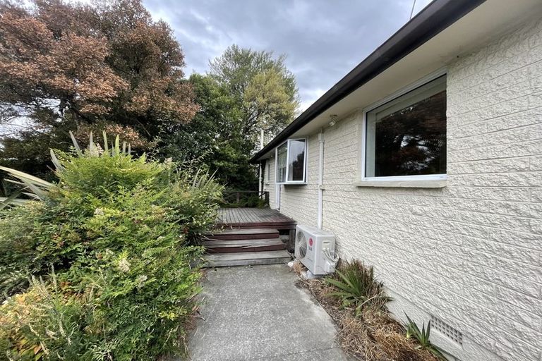 Photo of property in 6 Hounslow Street, Ilam, Christchurch, 8041
