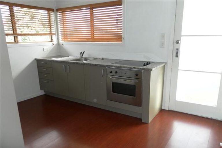 Photo of property in 38a Amorino Drive, Red Beach, 0932