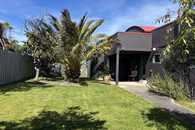 Photo of property in 815 Brighton Road, Ocean View, Dunedin, 9035