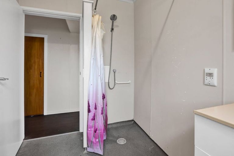 Photo of property in 3 Clive Street, Hawera, 4610