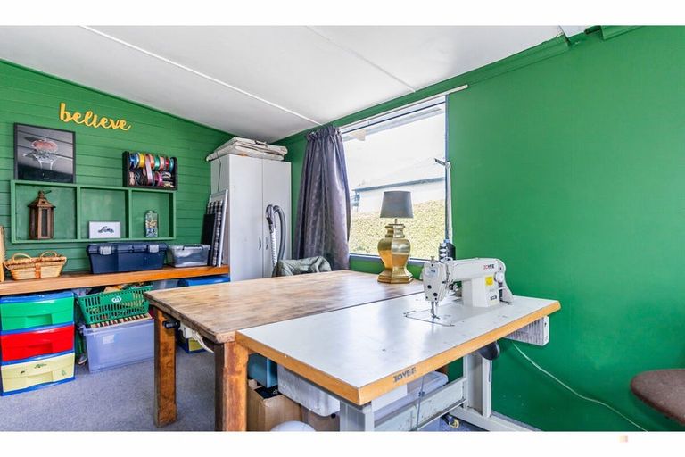 Photo of property in 64 Belt Street, Waimate, 7924