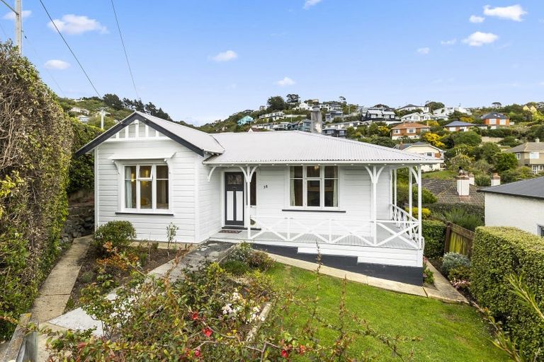 Photo of property in 38 Cliffs Road, Saint Clair, Dunedin, 9012