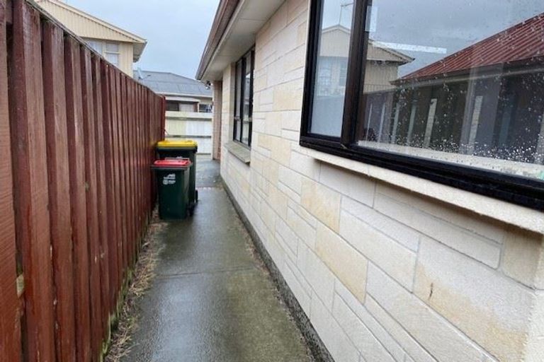 Photo of property in 77a Oxford Street, Hampstead, Ashburton, 7700