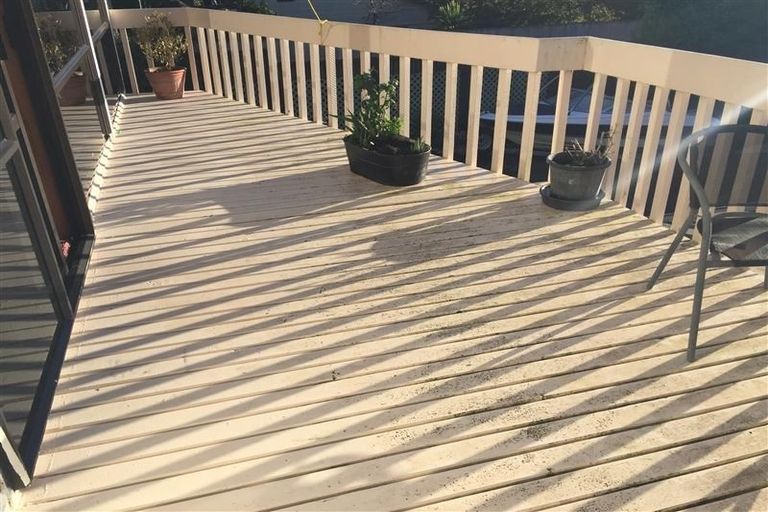 Photo of property in 5 Ranui Street, Waikawa, Picton, 7220