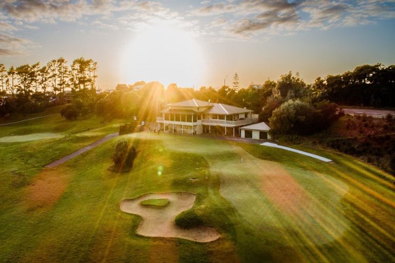 Photo of property in 1 Alamar Crescent, Mangawhai Heads, Mangawhai, 0505