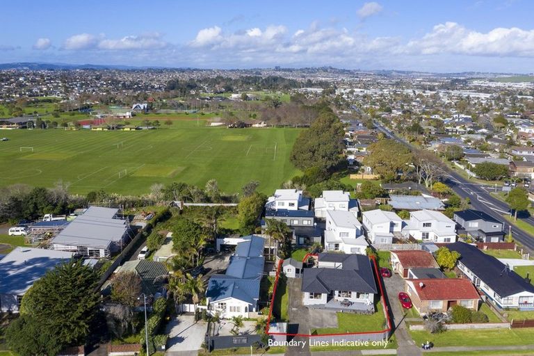 Photo of property in 419 Pakuranga Road, Pakuranga Heights, Auckland, 2010