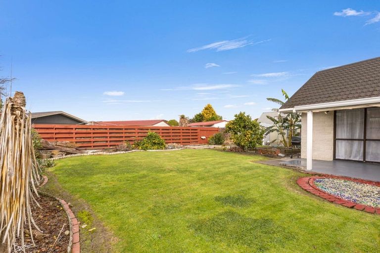 Photo of property in 95 John F Kennedy Drive, Milson, Palmerston North, 4414
