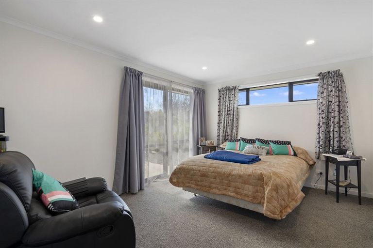 Photo of property in 2 Memorial Drive, Motueka, 7120