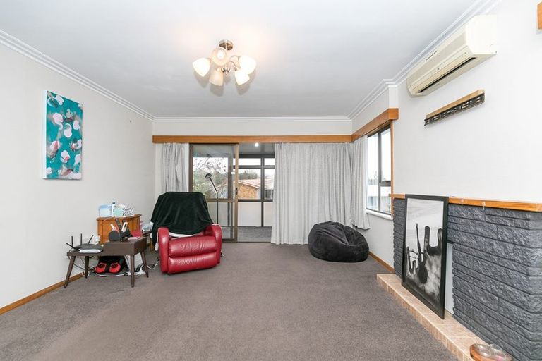 Photo of property in 6 Westney Place, Forest Lake, Hamilton, 3200