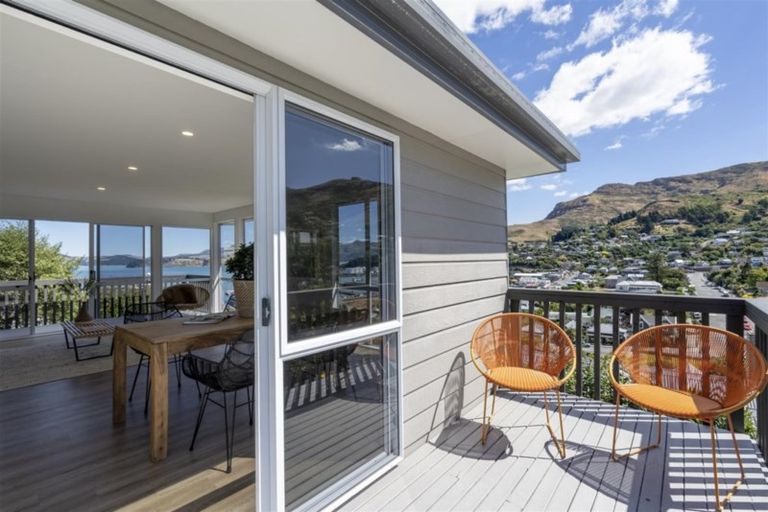 Photo of property in 4 Stevensons Steep, Lyttelton, 8082