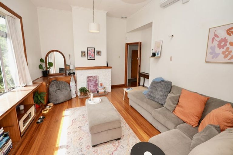 Photo of property in 8 Frederick Street, Terrace End, Palmerston North, 4410