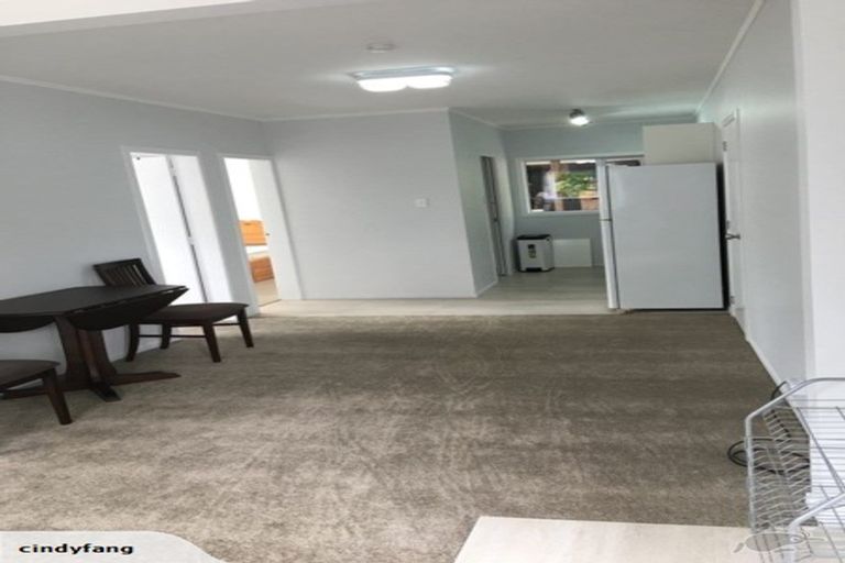 Photo of property in 18 Dunstall Place, Mangere Bridge, Auckland, 2022