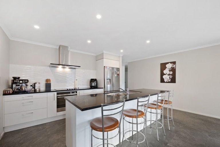 Photo of property in 14 Urumaraki Avenue, Helensville, 0800