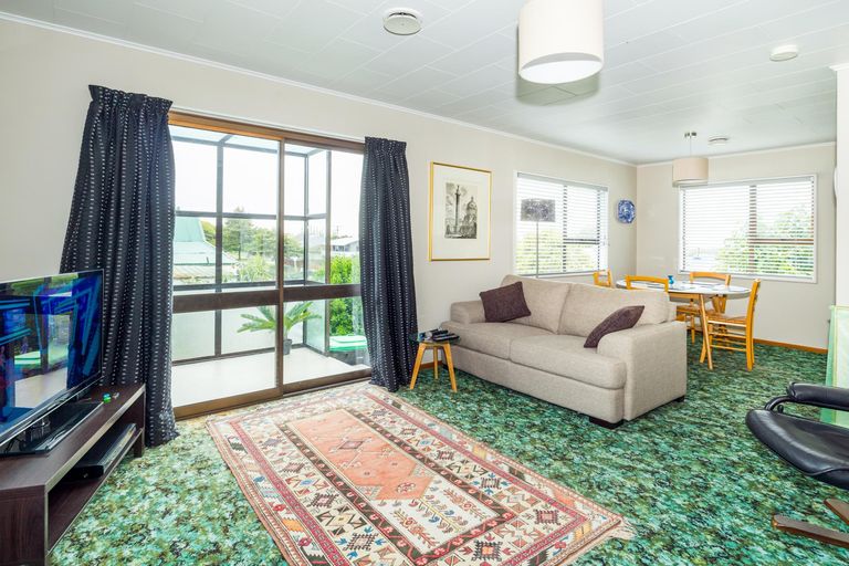 Photo of property in 12 Cross Street, Marchwiel, Timaru, 7910