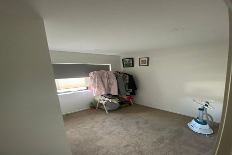 Photo of property in 7b Poruru Close, Papakura, 2110