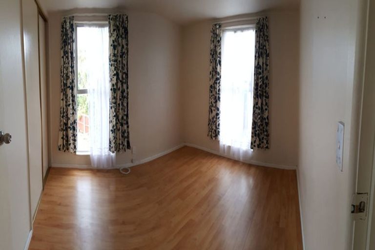 Photo of property in 28 Delaware Crescent, Russley, Christchurch, 8042