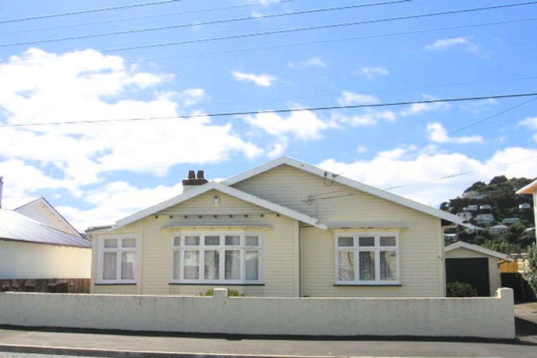 Photo of property in 55 Strathavon Road, Miramar, Wellington, 6022