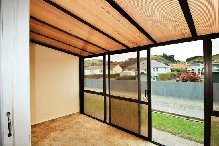 Photo of property in 17 Farnham Street, Oamaru North, Oamaru, 9400