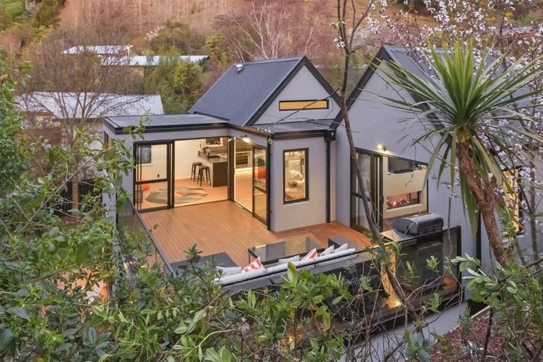 Photo of property in 49 Holliss Avenue, Cashmere, Christchurch, 8022