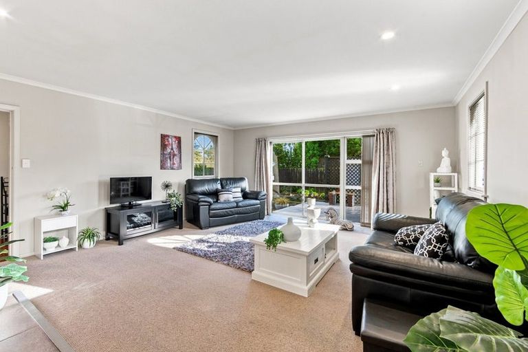 Photo of property in 11 Yeovil Place, St Albans, Christchurch, 8052