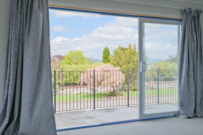 Photo of property in 2 Princess Street, Dannevirke, 4930