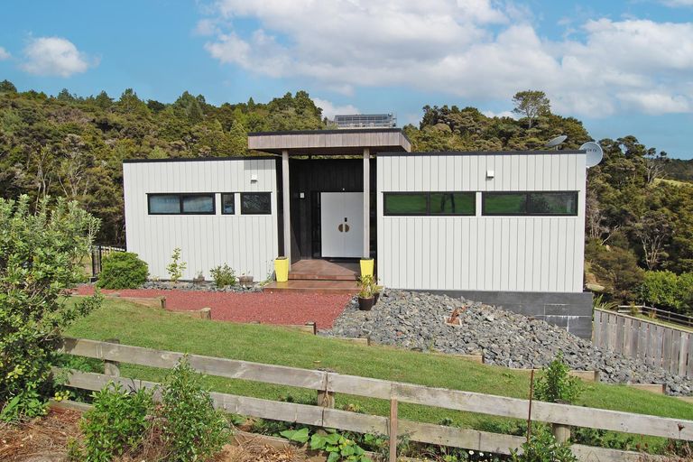Photo of property in 397 Cames Road, Kaiwaka, Wellsford, 0975