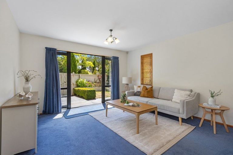 Photo of property in 15c Waiwetu Street, Fendalton, Christchurch, 8052