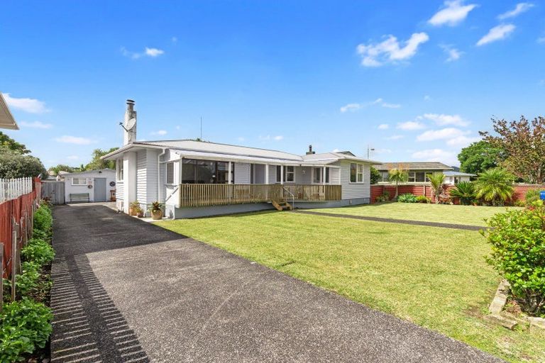 Photo of property in 14 Erin Street, Tikipunga, Whangarei, 0112