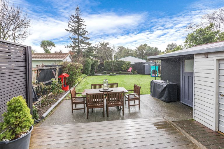 Photo of property in 27 Penrith Avenue, Somerfield, Christchurch, 8024