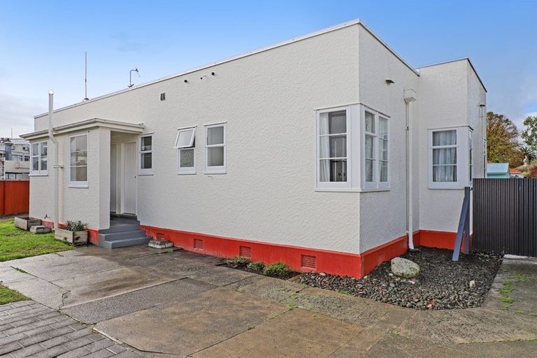 Photo of property in 1 Bedford Road, Marewa, Napier, 4110